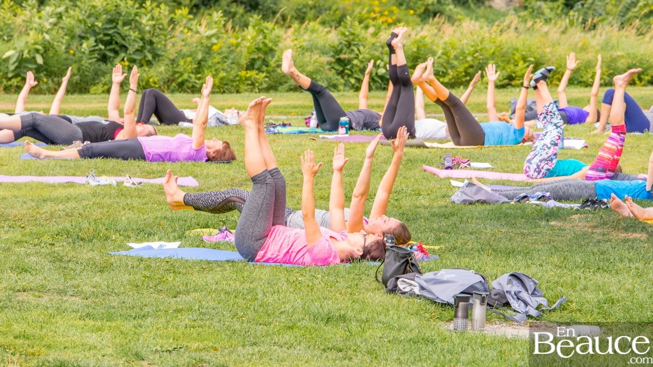 Près de 25 personnes présentes au Méga Yoga pour la petite Katou à Beauceville