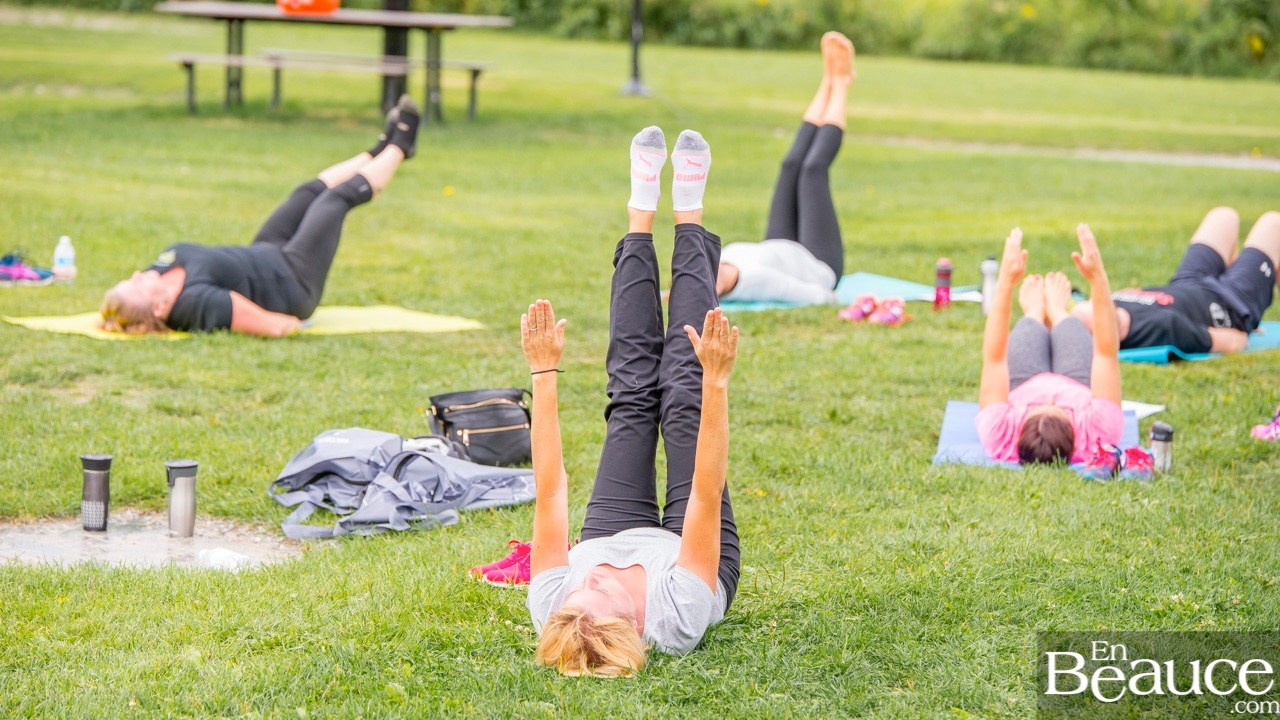 Près de 25 personnes présentes au Méga Yoga pour la petite Katou à Beauceville