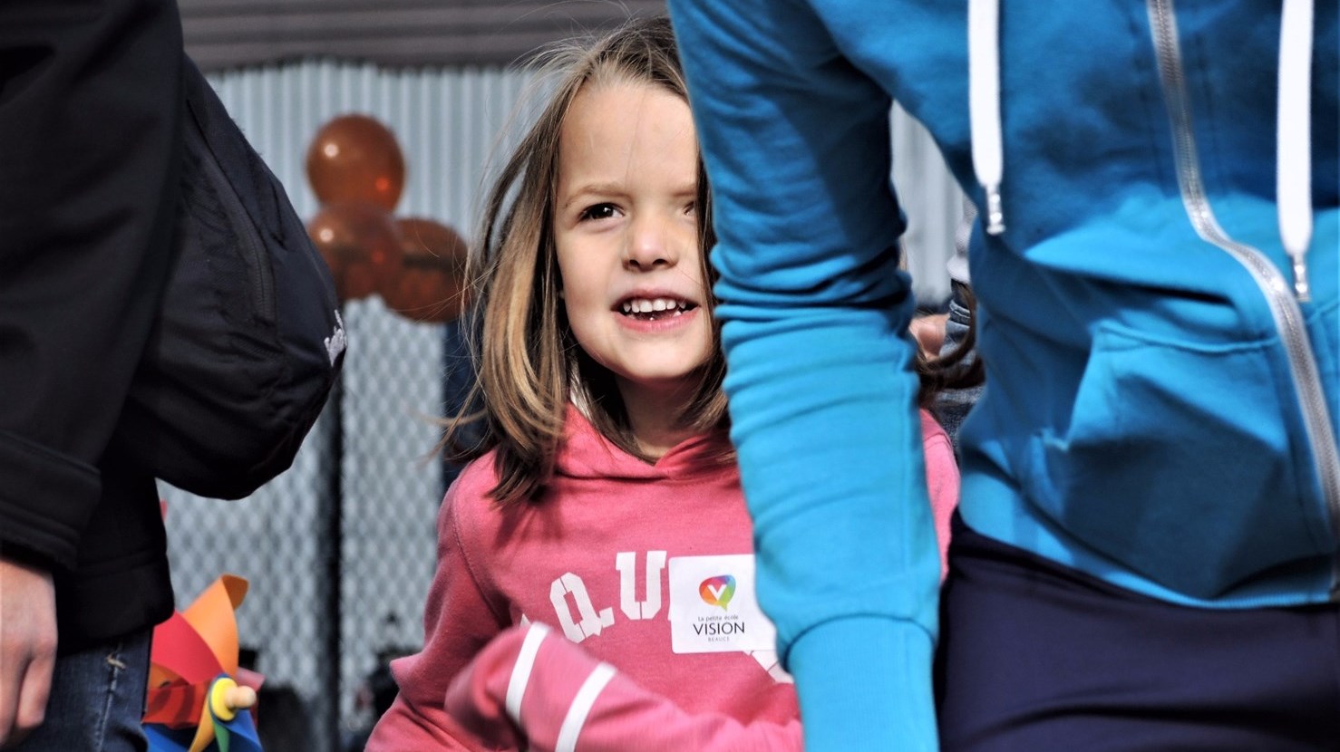 La petite école Vision Beauce est une école d'immersion anglaise destinée aux enfants de 2 à 4 ans.