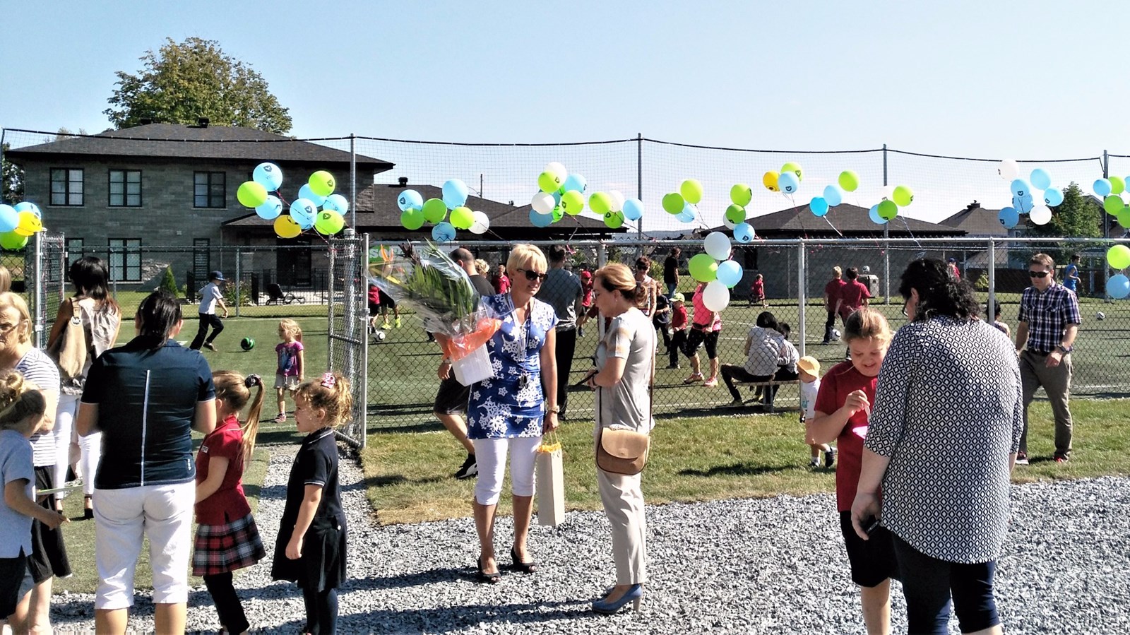 L'école Vision Beauce de Sainte-Marie a inauguré son terrain de soccer synthétique lors du lundi 28 août 2017.
