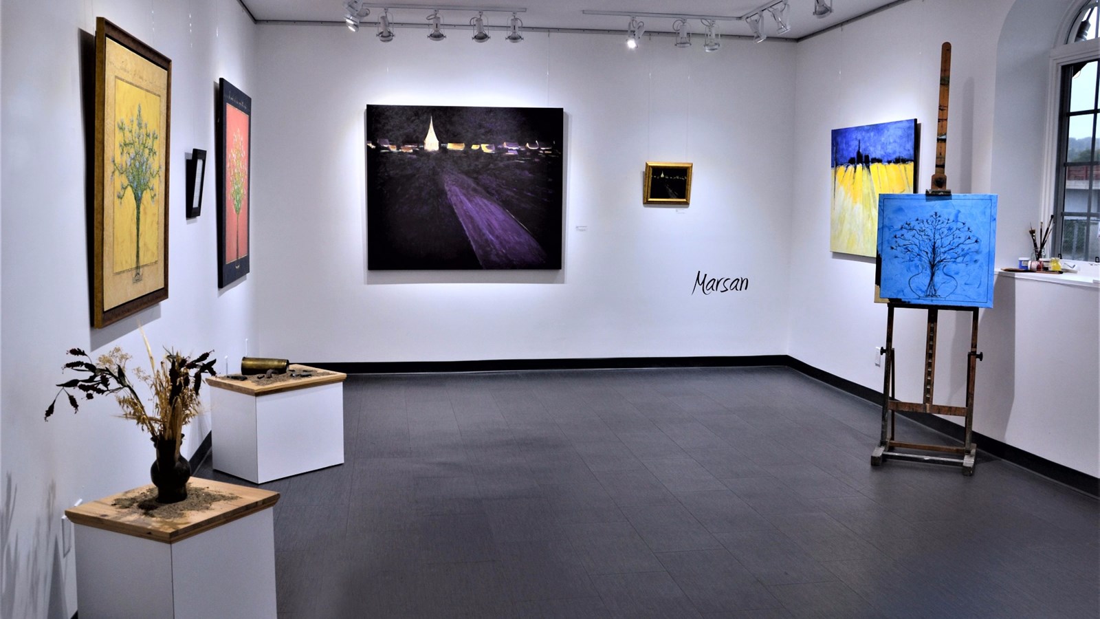 Le vernissage de l'exposition « Peindre en Beauce », présenté par l'artiste beauceronne multidisciplinaire Lyse Marsan, a eu lieu le dimanche 10 septembre 2017 à la Galerie d'art de Sainte-Marie.