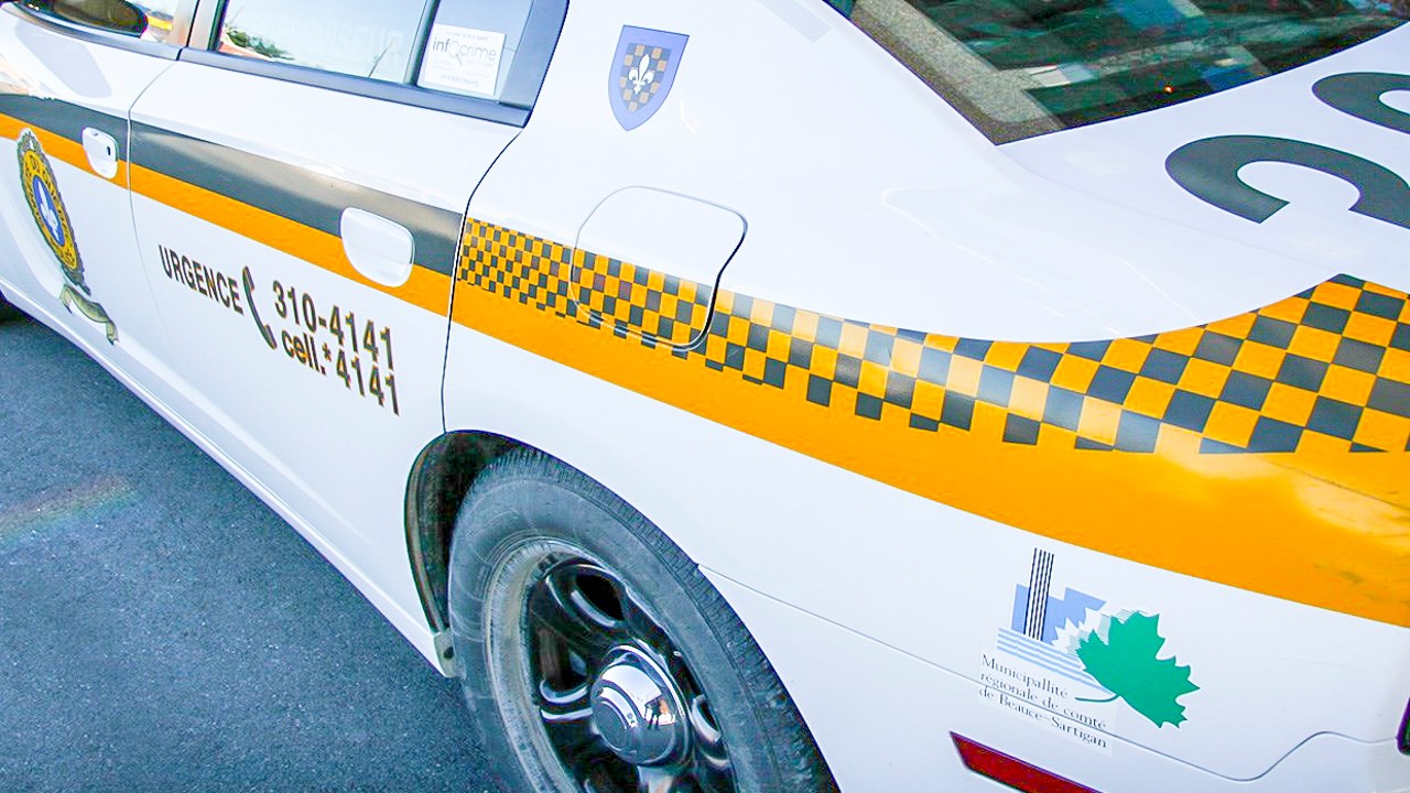 Deux arrestations à St-Honoré, où la police saisit 600 comprimés de méthamphétamine