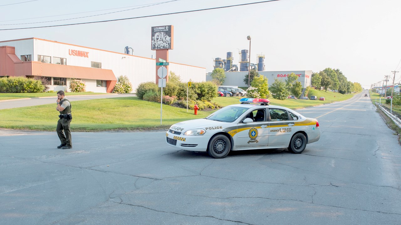 Les pompiers de la ville de Saint-Georges se sont déplacés dans le secteur du parc industriel à Saint-Georges ce matin, le 15 septembre 2017, vers 7 h 50, pour une fuite de gaz.
