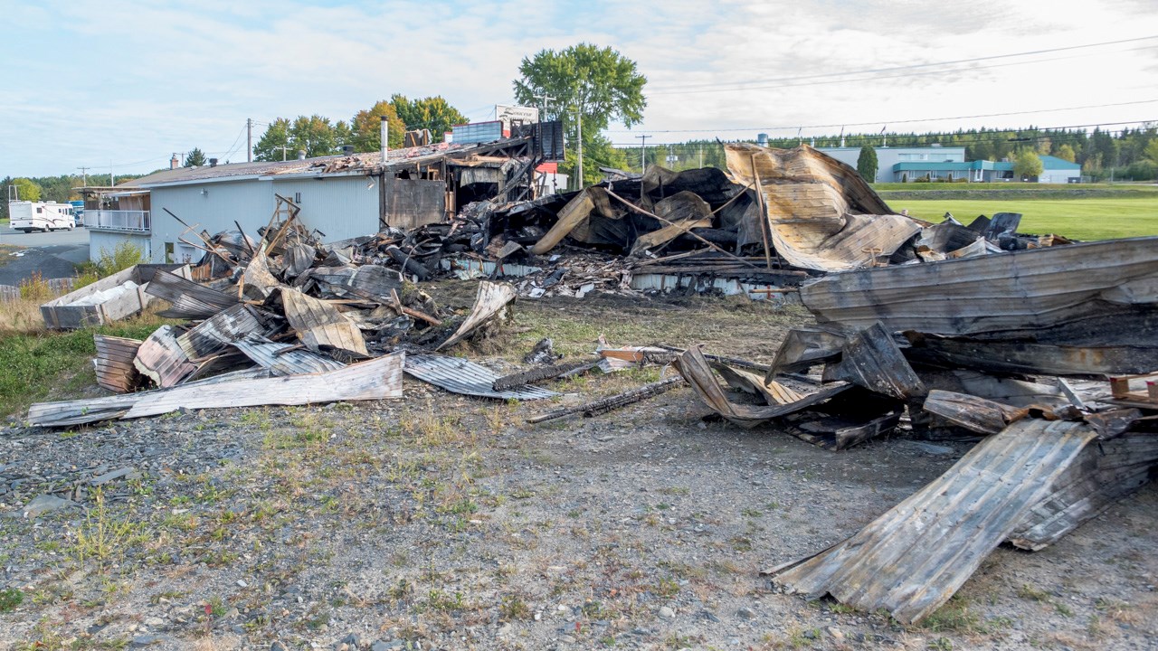 Un incendie s'est déclaré vendredi soir à l'Entrepôt du plancher de Notre-Dame-des-Pins