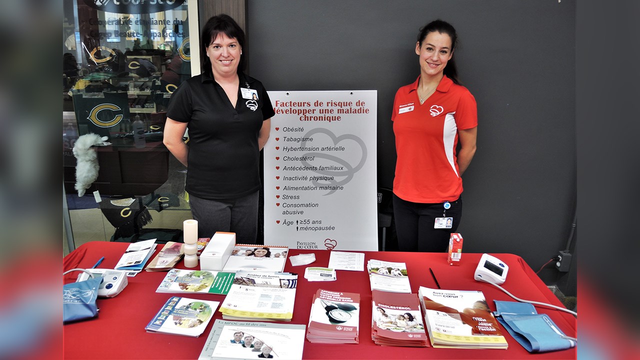 Valérie Carrier, inhalothérapeute et Mirianne Gilbert, infirmière.