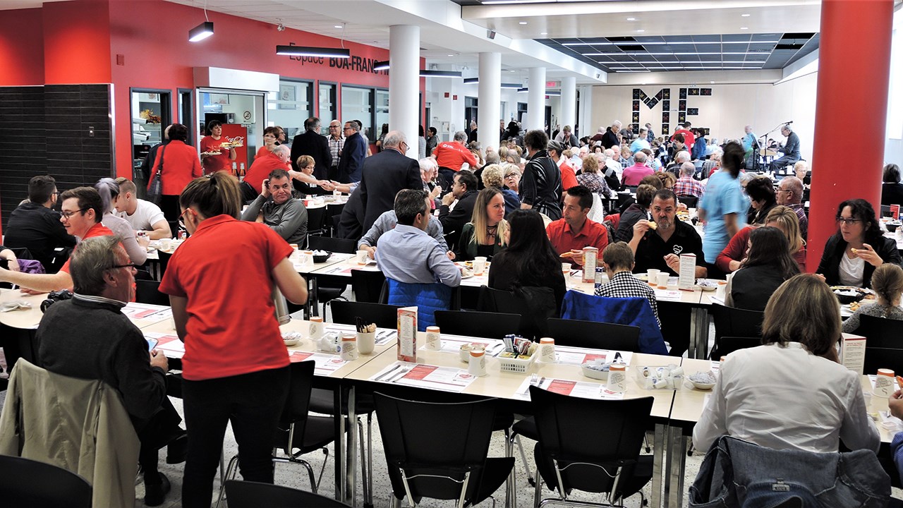 La 29e édition du Brunch-bénéfice du président au profit de la Fondation du coeur Beauce-Etchemin a eu lieu lors du dimanche 22 octobre 2017, dans la cafétéria du Cégep Beauce-Appalaches à Saint-Georges.