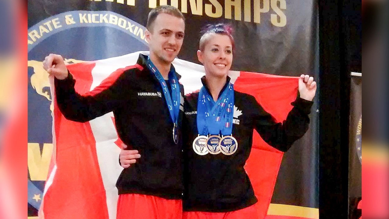 Jérôme Bernard et Vanessa Drouin ont obtenu la médaille d'or de karaté dans la catégorie kata synchronisé aux championnats du monde. 
