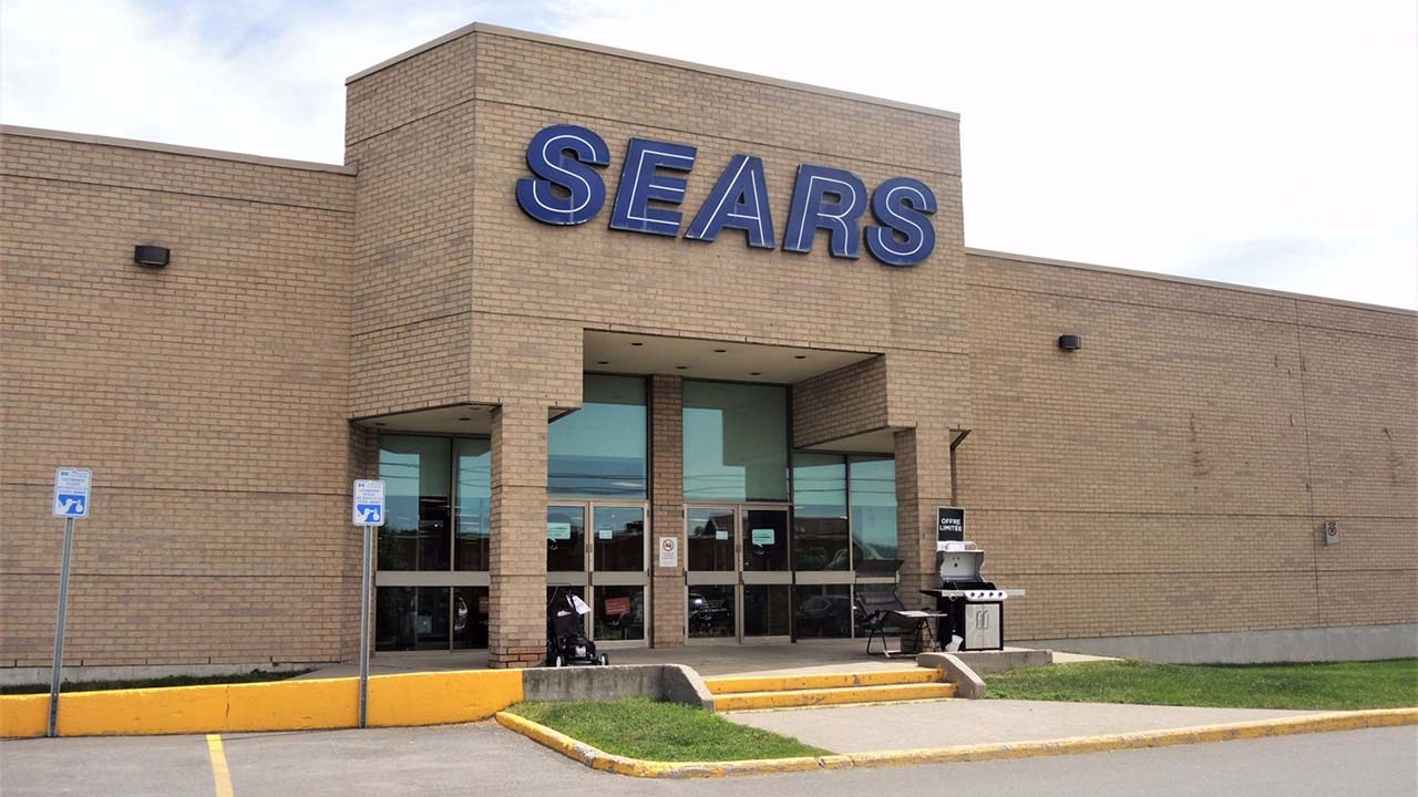 Remplacement de l’ancien Sears : rien de prévu avant 2019