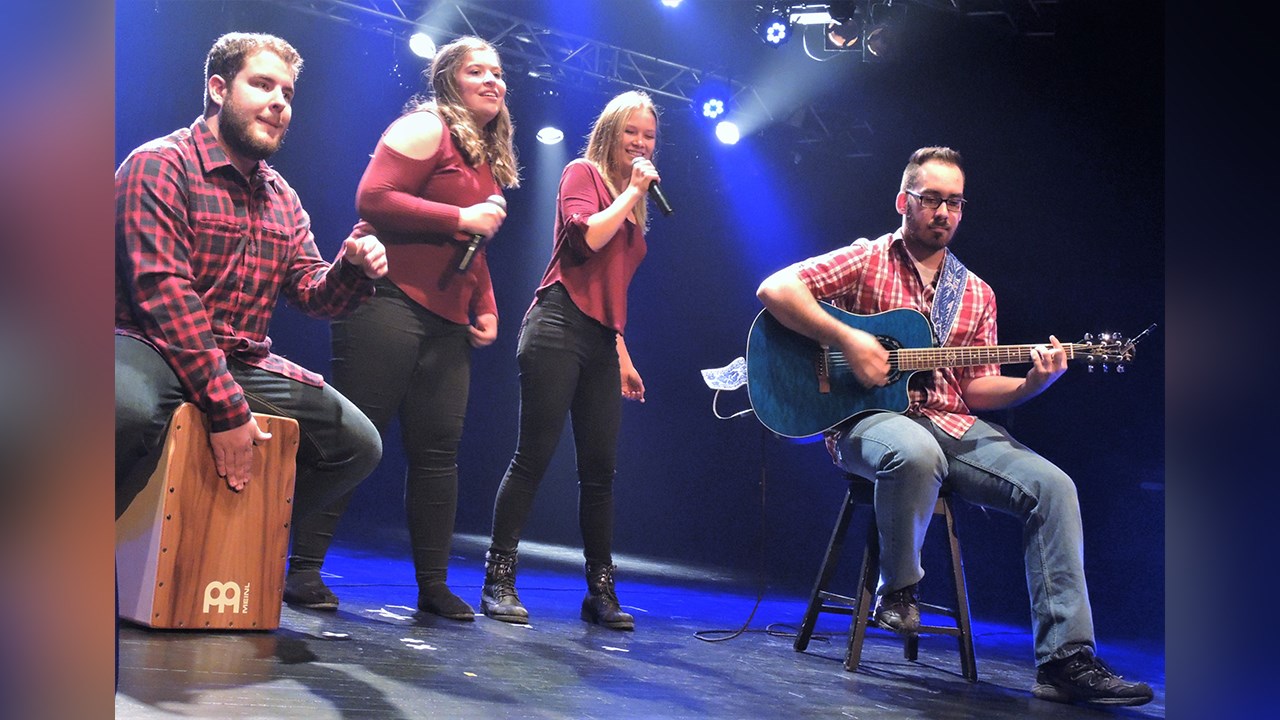 « Hier soir » remporte la finale locale de Cégeps en spectacle à St-Georges