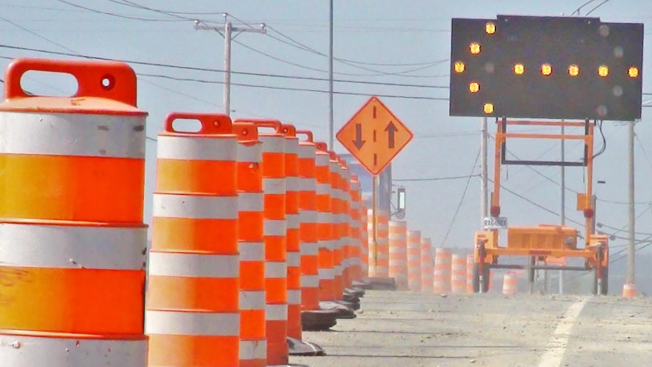 Travaux de marquage sur la route 204 Nord à Saint-Gédéon-de-Beauce