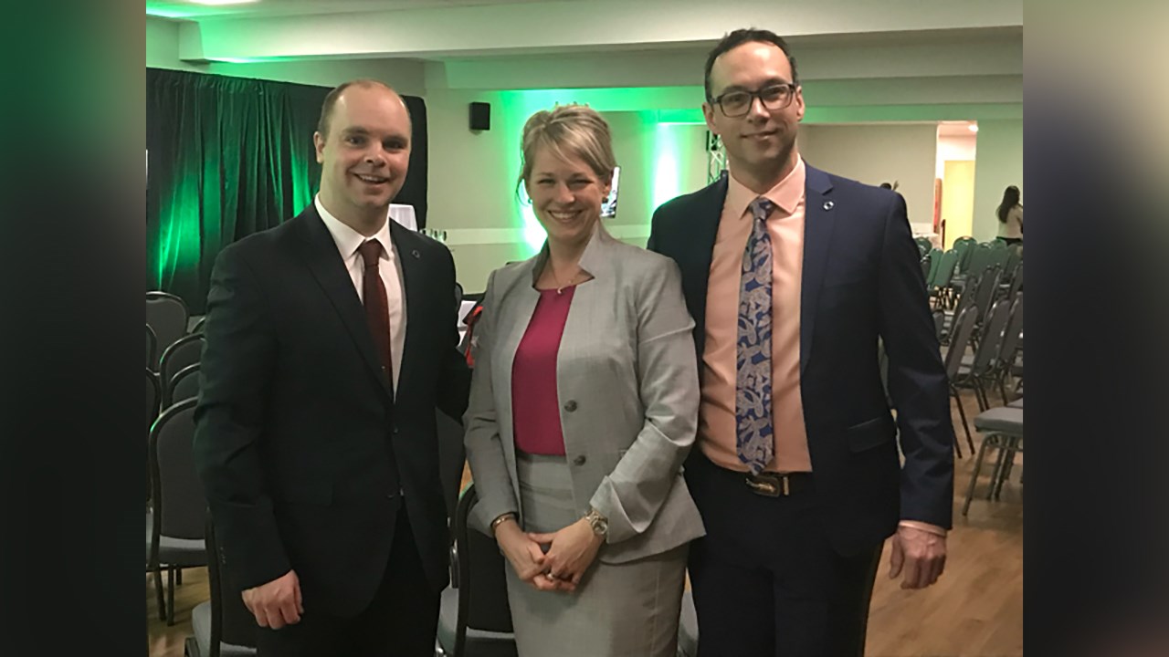 Ludovic Lessard (président), Karina Lehoux (animatrice) et Martin Chateauneuf (directeur général)