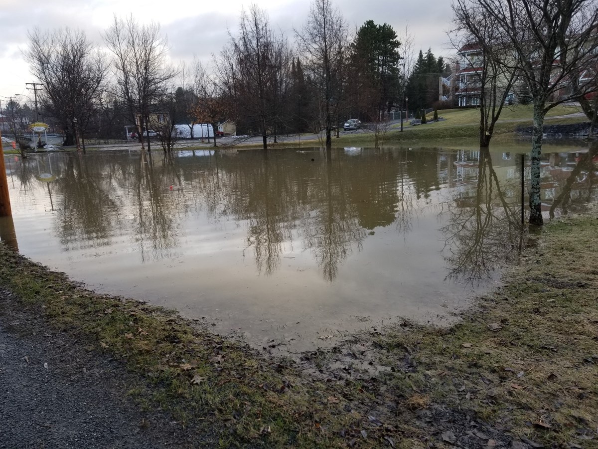 Photos de l'inondation printanière à Vallée-Jonction, St-Joseph et Beauceville