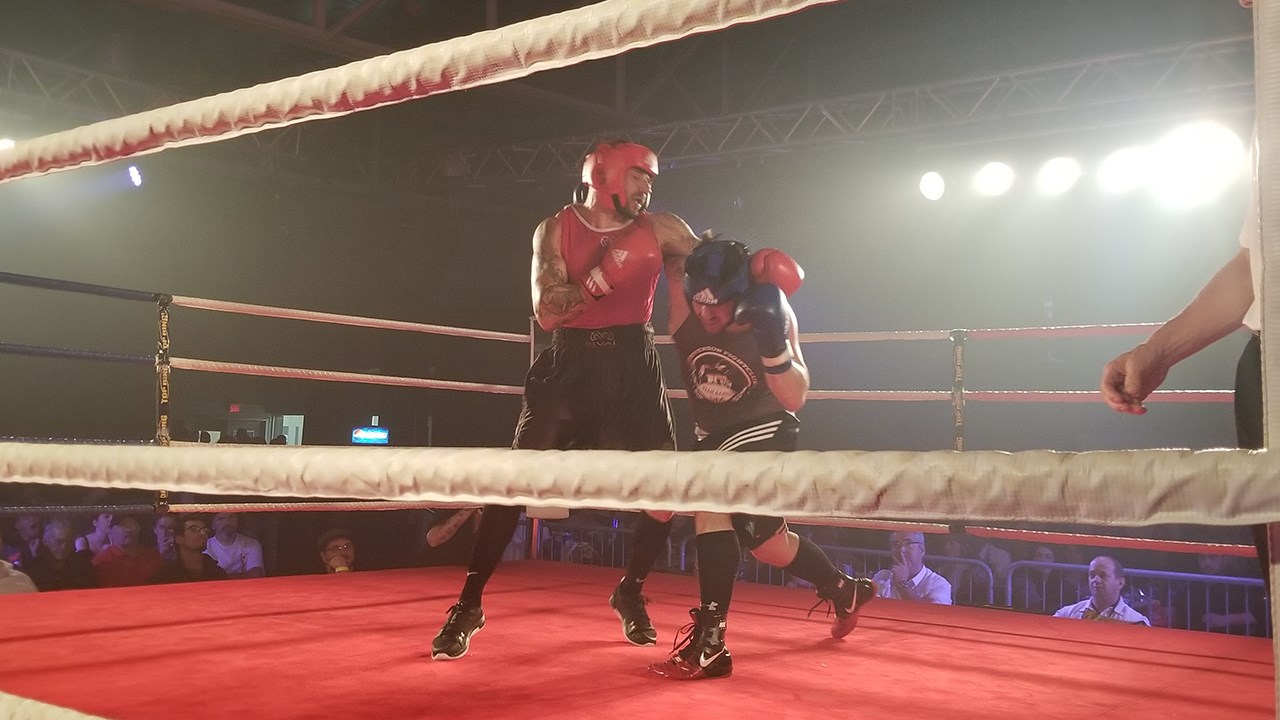 Hubert Poulin victorieux au 5e Super gala de boxe Dooly's