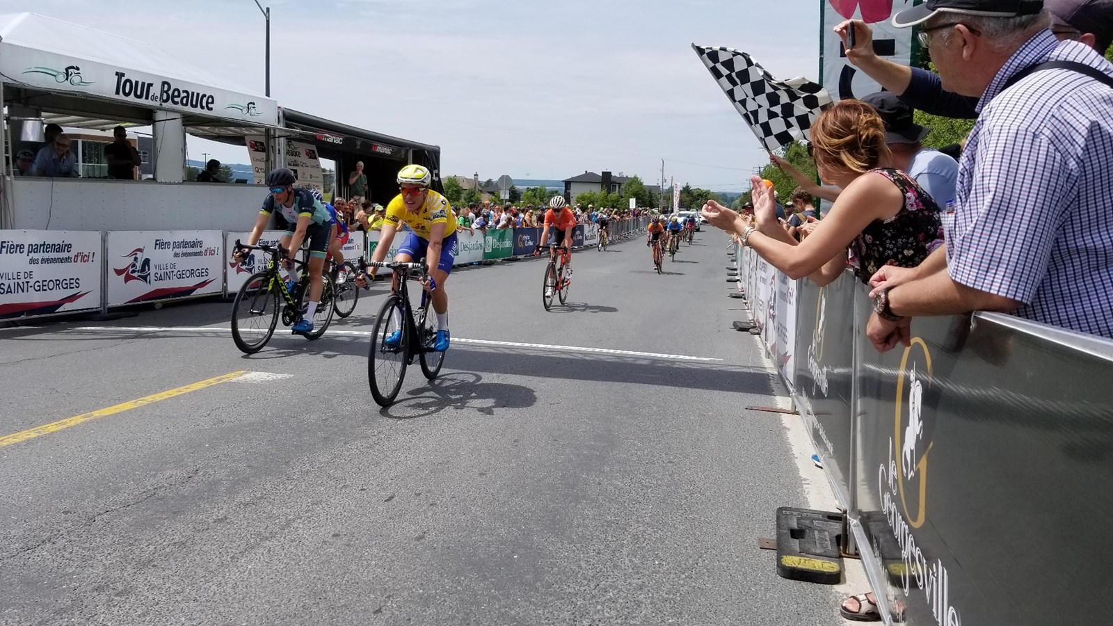 Un Québécois remporte le 33e Tour de Beauce