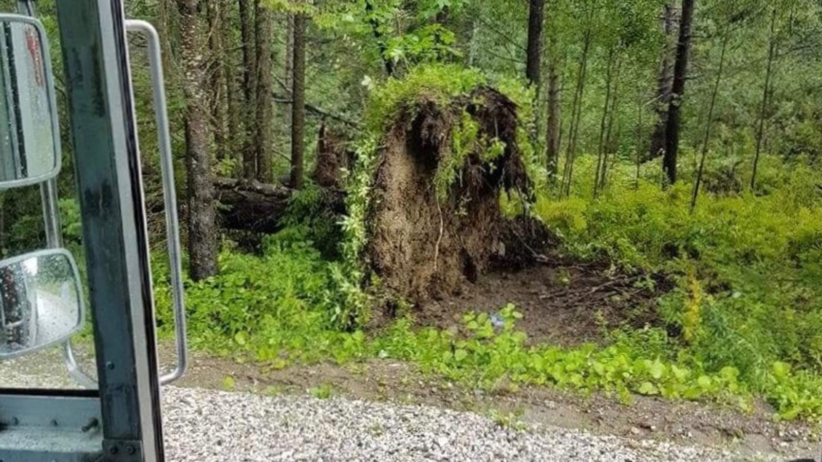 Photos des dégâts à St-Julien mercredi après-midi