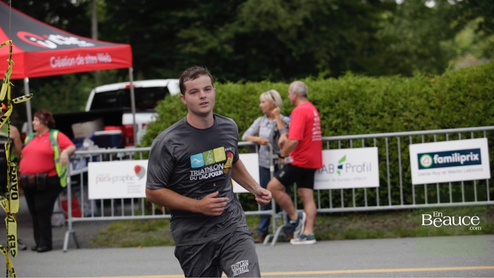 EN IMAGES : le triathlon du Lac-Poulin (partie course)