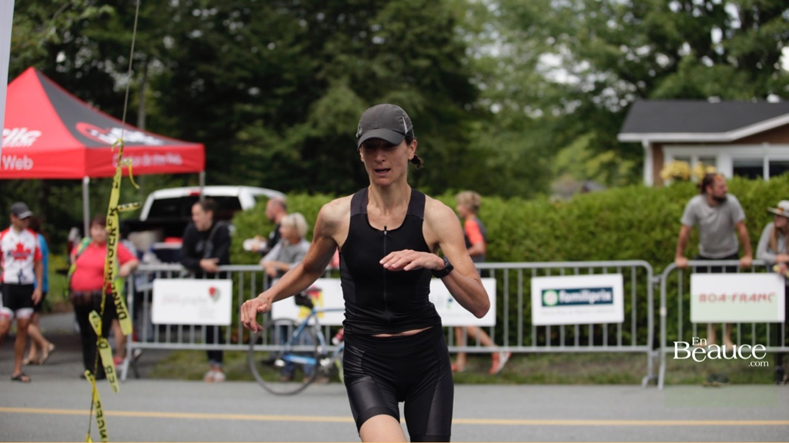 EN IMAGES : le triathlon du Lac-Poulin (partie course)