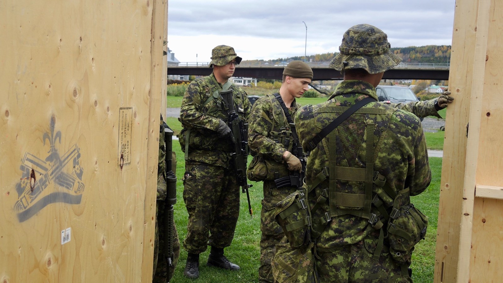 Le Régiment de la Chaudière organise une simulation d'attaque ouverte au public