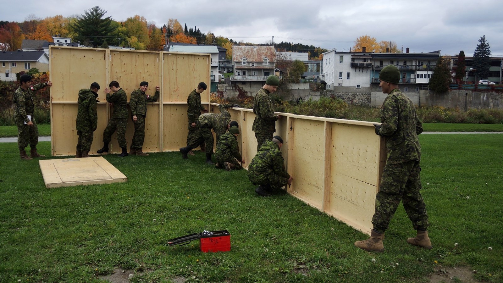 Le Régiment de la Chaudière organise une simulation d'attaque ouverte au public