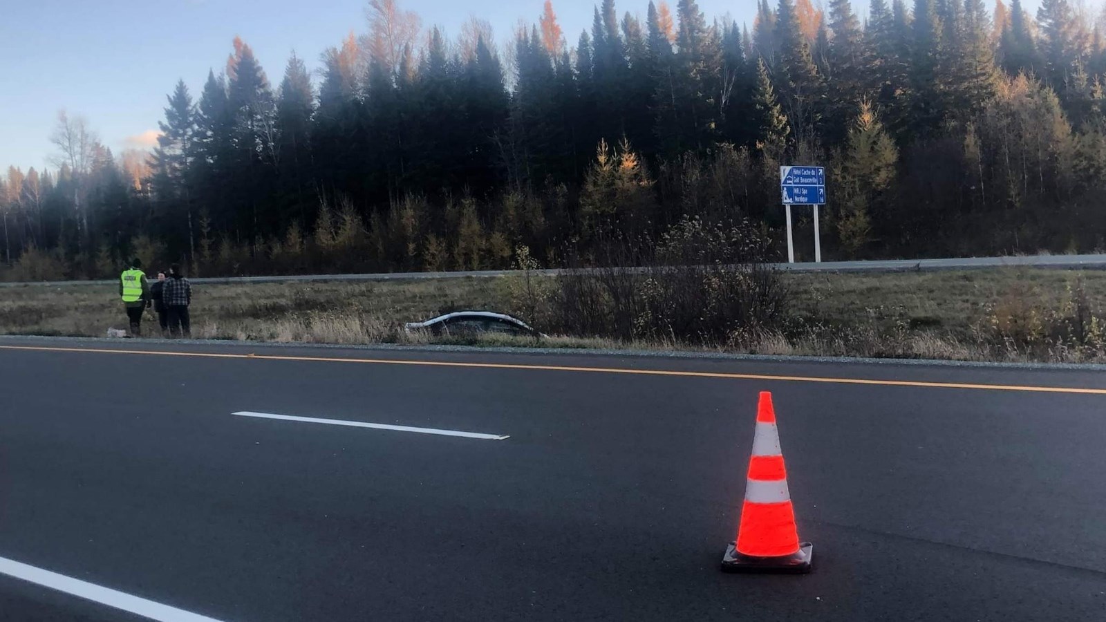 Un blessé dans une sortie de route à Beauceville