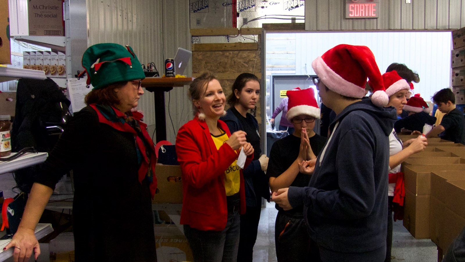 Les locaux de Moisson Beauce se transforment en atelier du père Noël