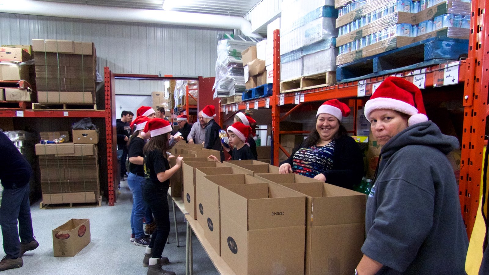 Les locaux de Moisson Beauce se transforment en atelier du père Noël