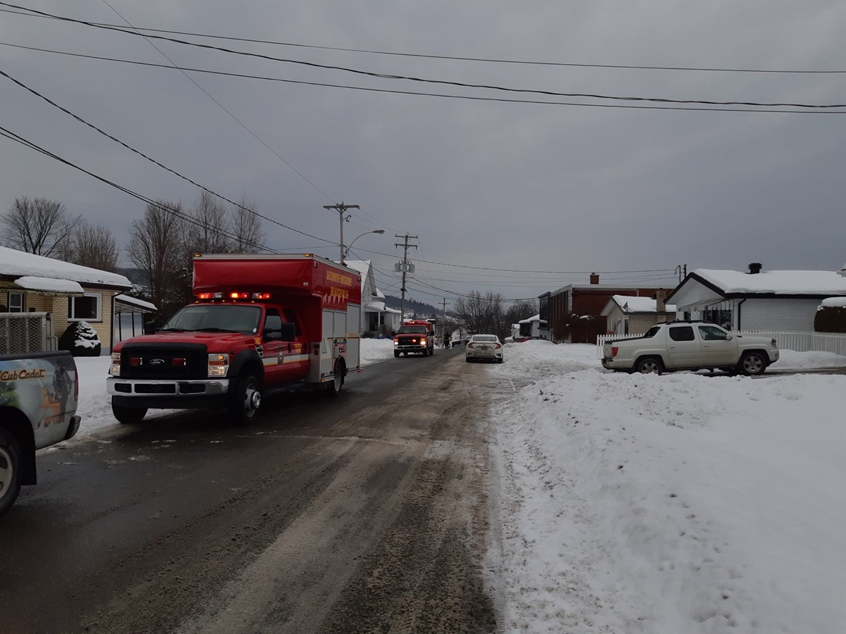Les pompiers cherchent la source d'une fuite de gaz à Beauceville