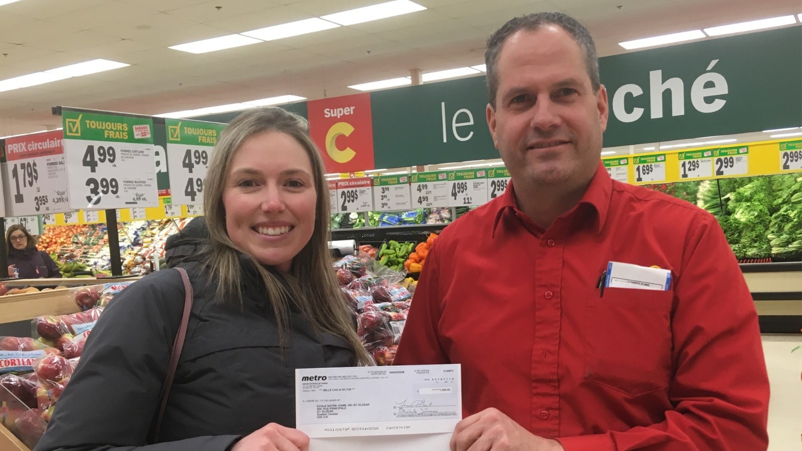 Le Super C de Sainte-Marie remet une bourse de 1000 $
