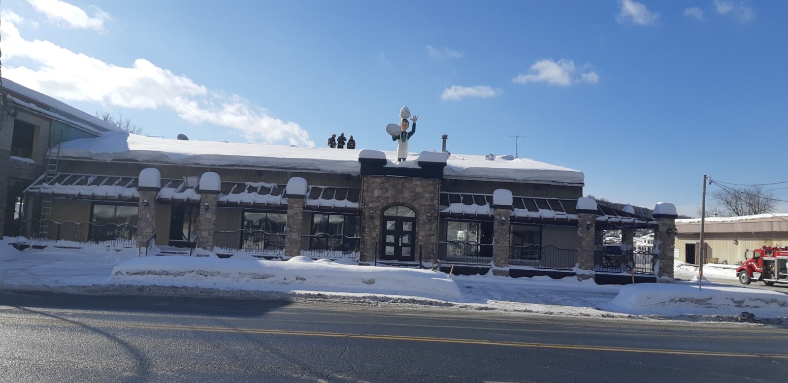 Évacuation en cours dans un commerce de Beauceville