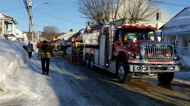 Incendie à East Broughton : on ne sait pas si l'homme était déjà mort