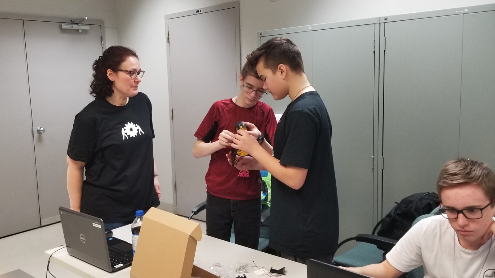 Une journée technologique à l'Amicale de robotique du CSBE