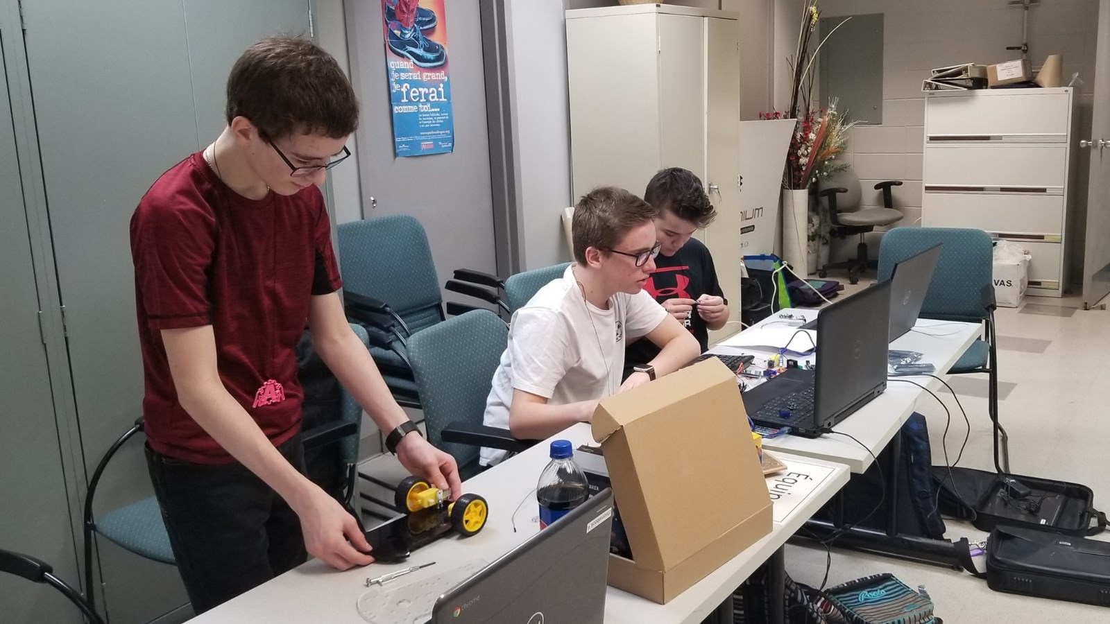 Une journée technologique à l'Amicale de robotique du CSBE