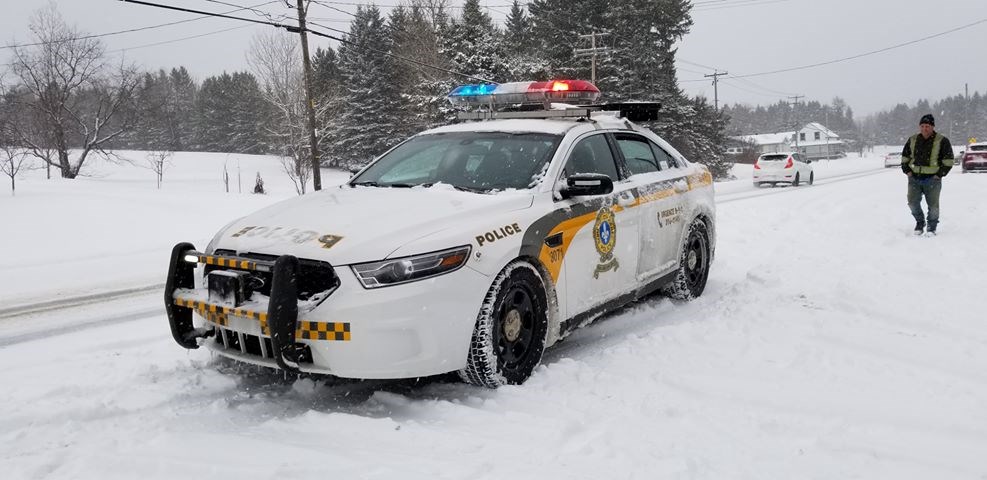 Un camion renversé dans le secteur Jersey-Mills