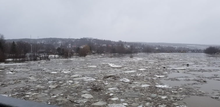 Inondations printanières : l'état d'urgence décrété à Vallée-Jonction