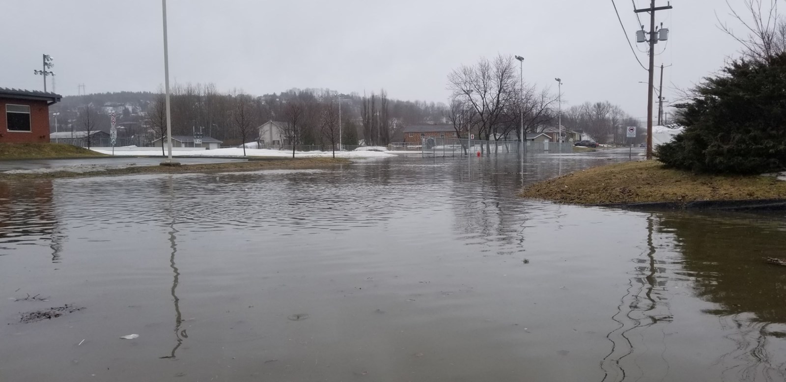 Inondations printanières : l'état d'urgence décrété à Vallée-Jonction