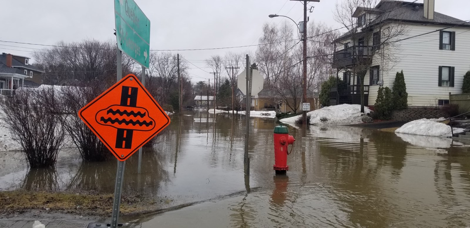 Inondations printanières : l'état d'urgence décrété à Vallée-Jonction