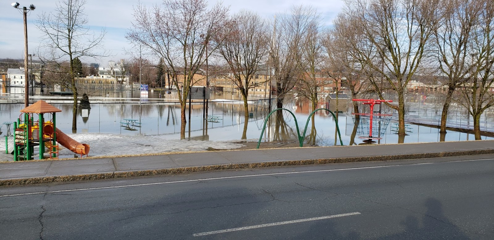 Inondations : une crue de 100 ans à Sainte-Marie