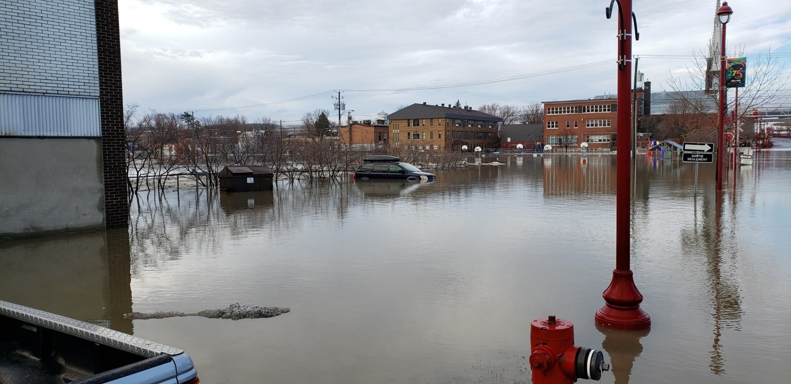 Inondations : une crue de 100 ans à Sainte-Marie