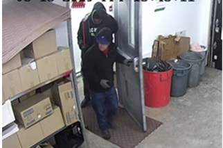 La SQ souhaite identifier 2 suspects suite à une introduction par effraction à Scott 