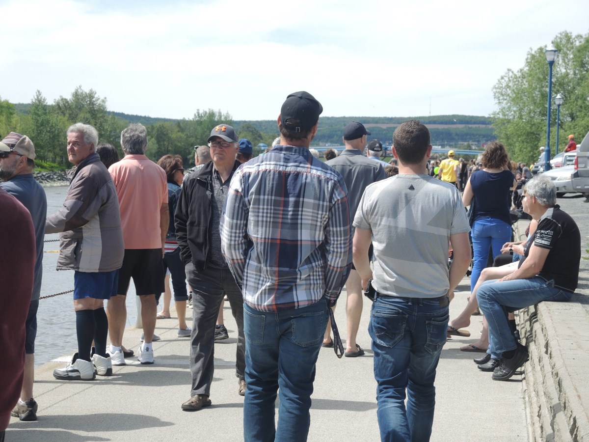Le CNRB tient sa Grande course de canards Meubles & nous