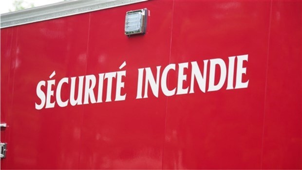 Incendie à l'entreprise Produits Forestiers D et G Ltee : Une soirée occupée pour le SSI de St-Prosper