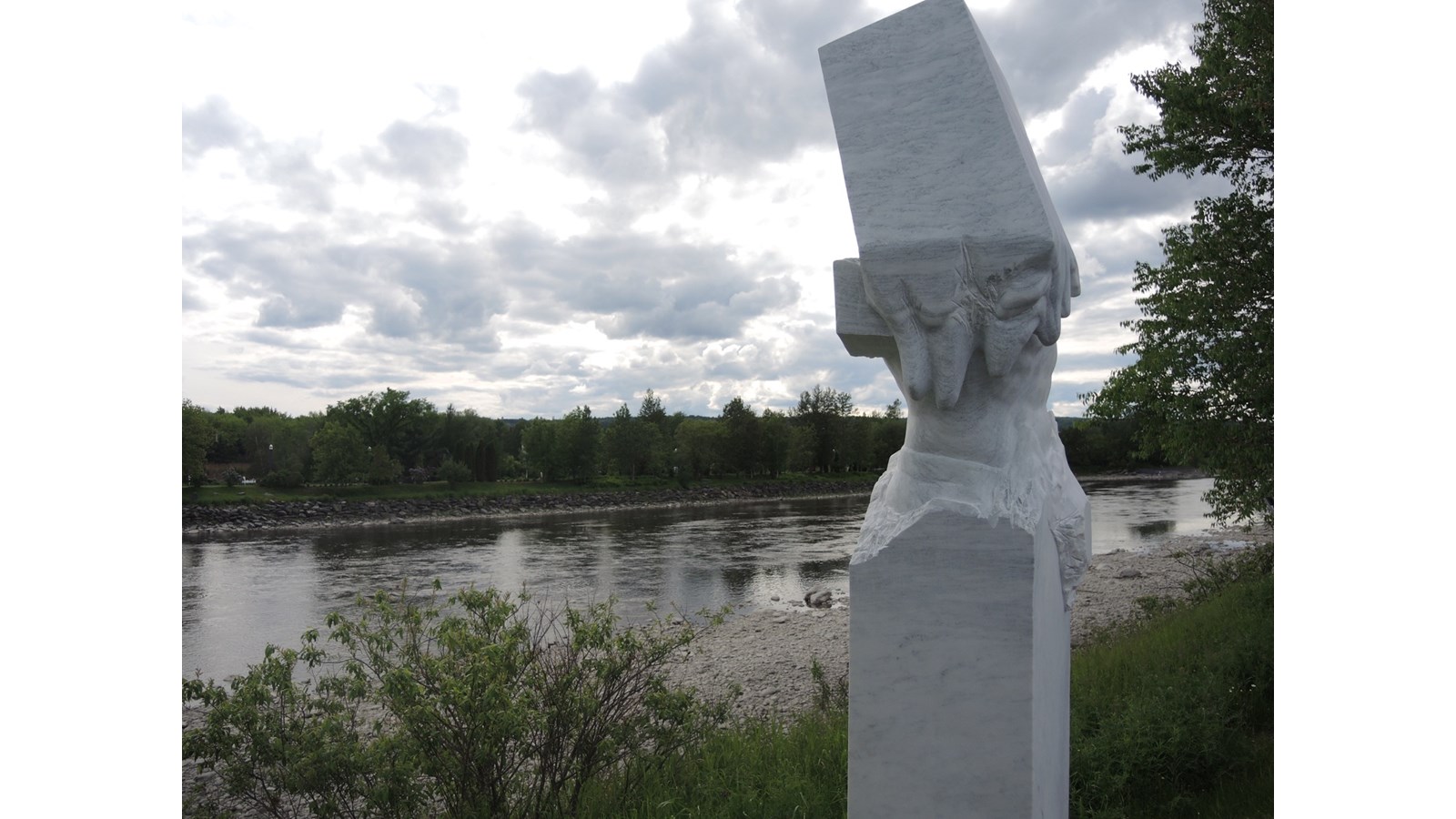 10 nouvelles sculptures peuplent les berges de la Chaudière
