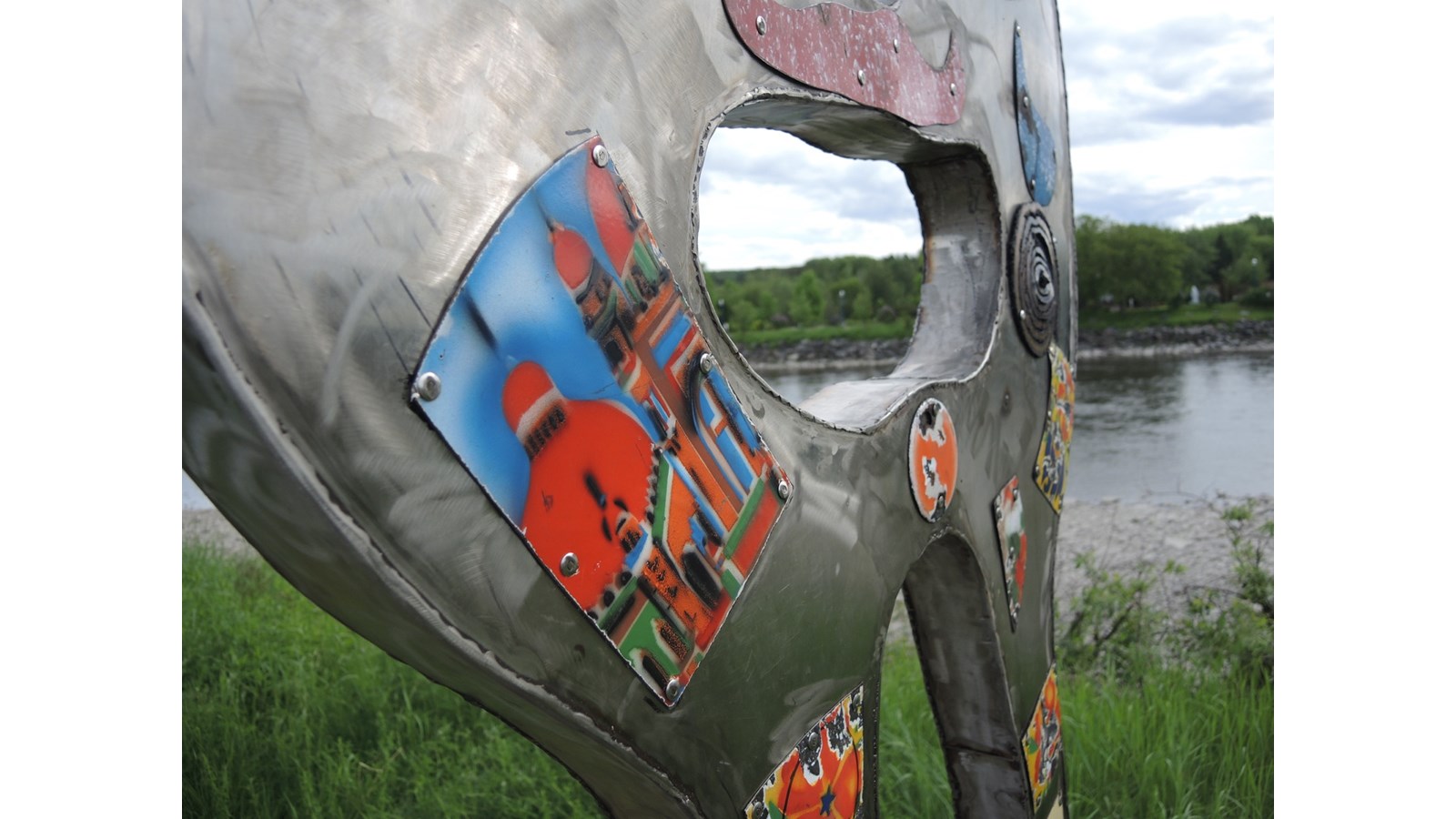 10 nouvelles sculptures peuplent les berges de la Chaudière