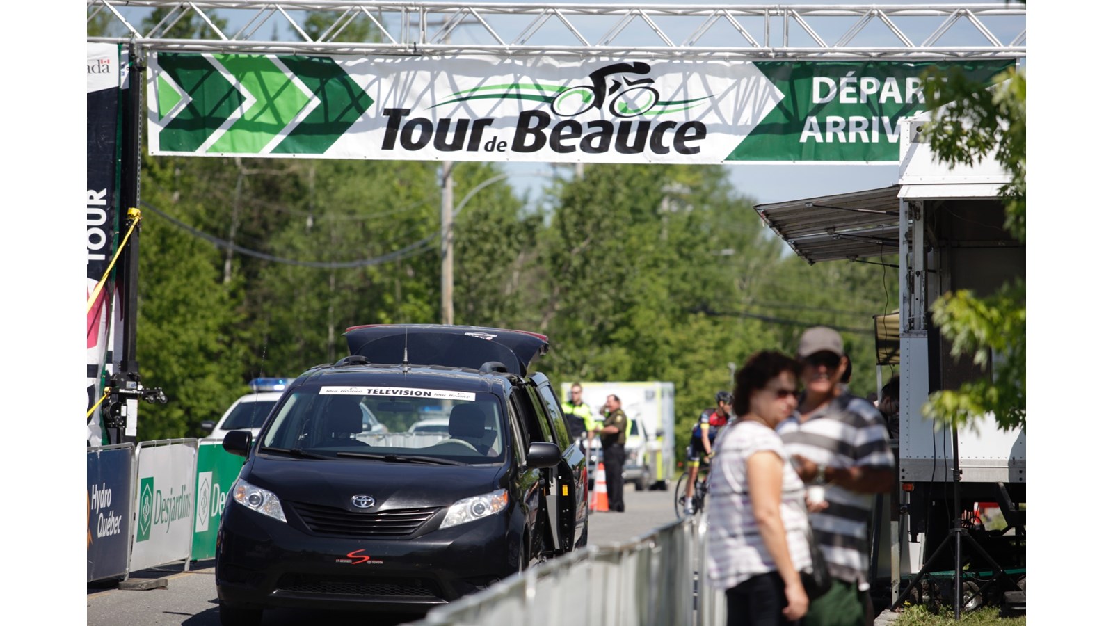 C'est un départ pour le Tour de Beauce ! 