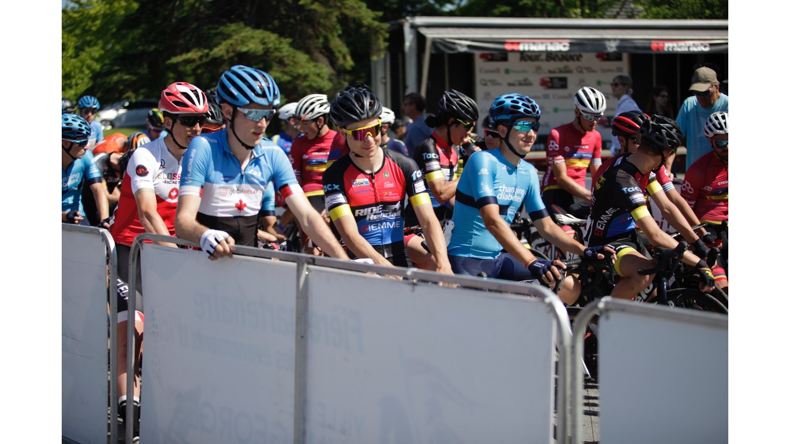 C'est un départ pour le Tour de Beauce ! 