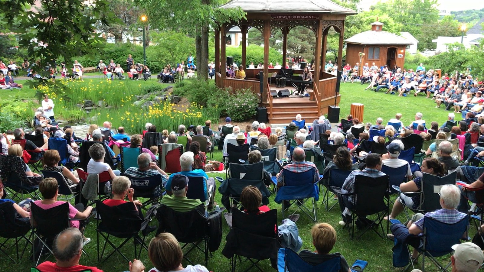 Le chœur ÉliCatRoCa à l’Arboretum : une soirée musicale totalement francophone!