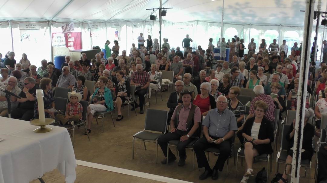 Normand DeLessard présente la Messe Western de St-Jules de Beauce