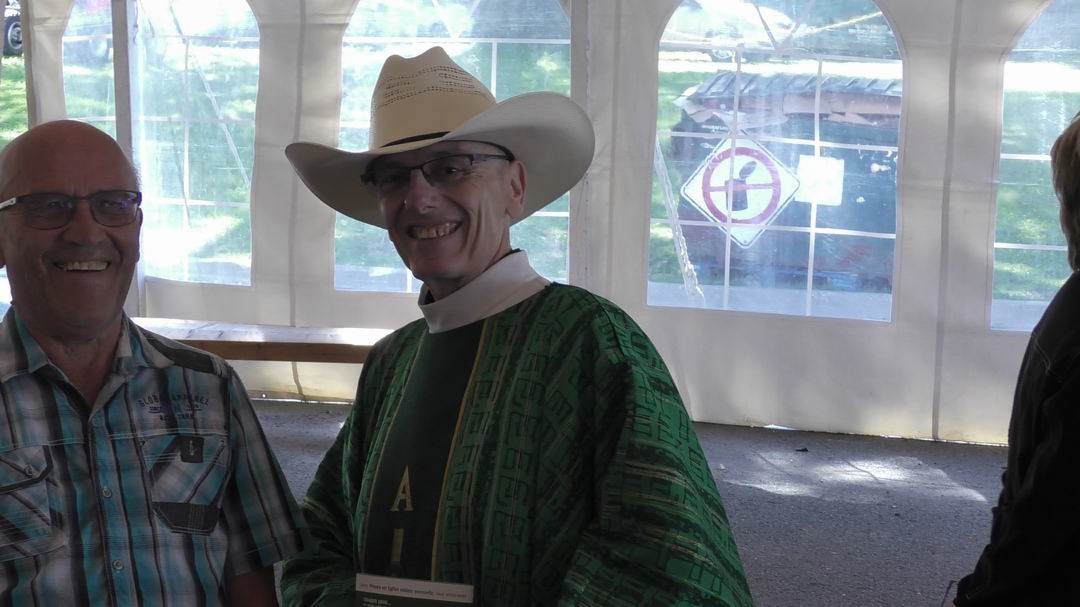 Normand DeLessard présente la Messe Western de St-Jules de Beauce