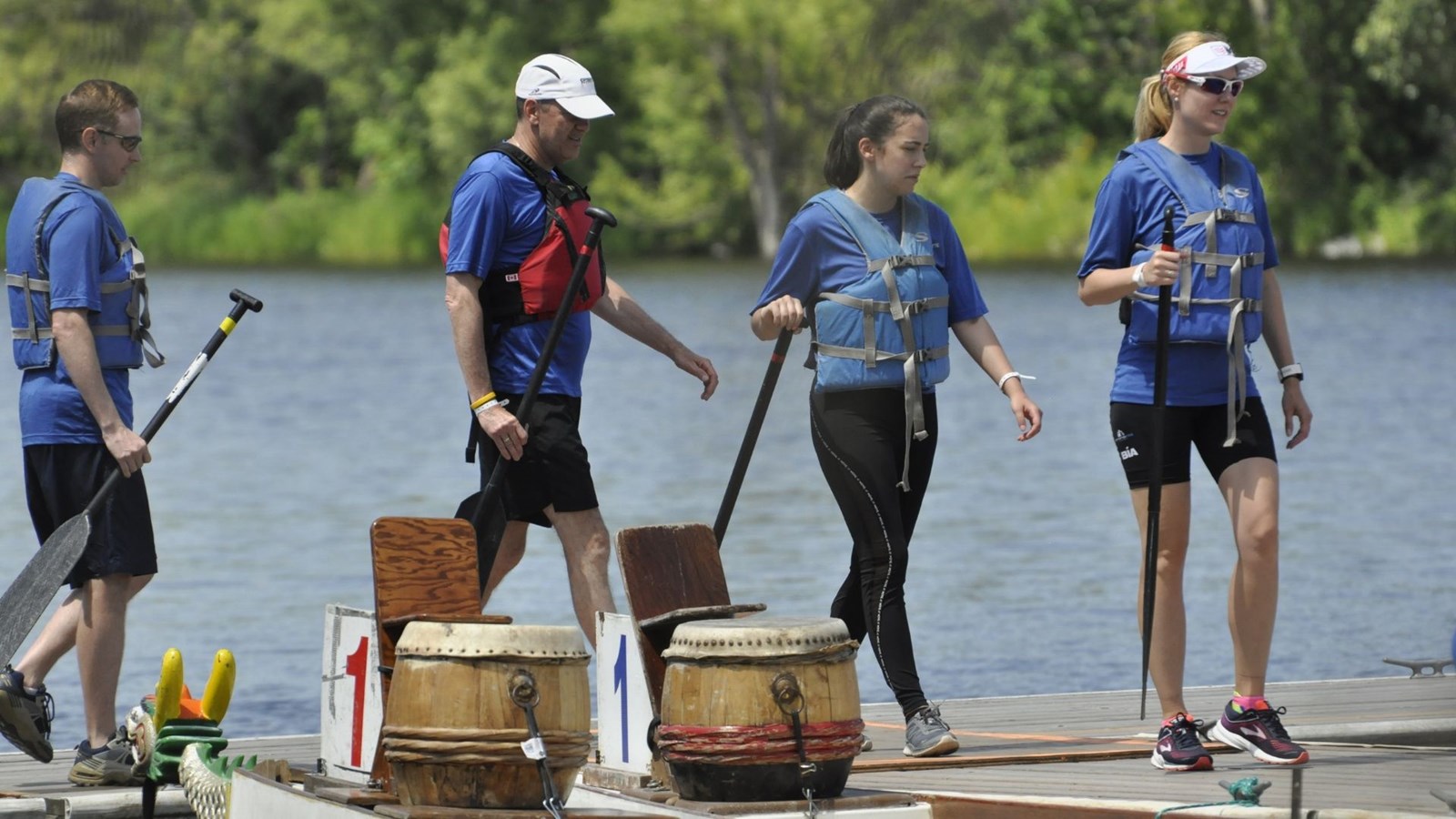 Photos et vidéo de la 10e édition de la course de bateaux-dragons