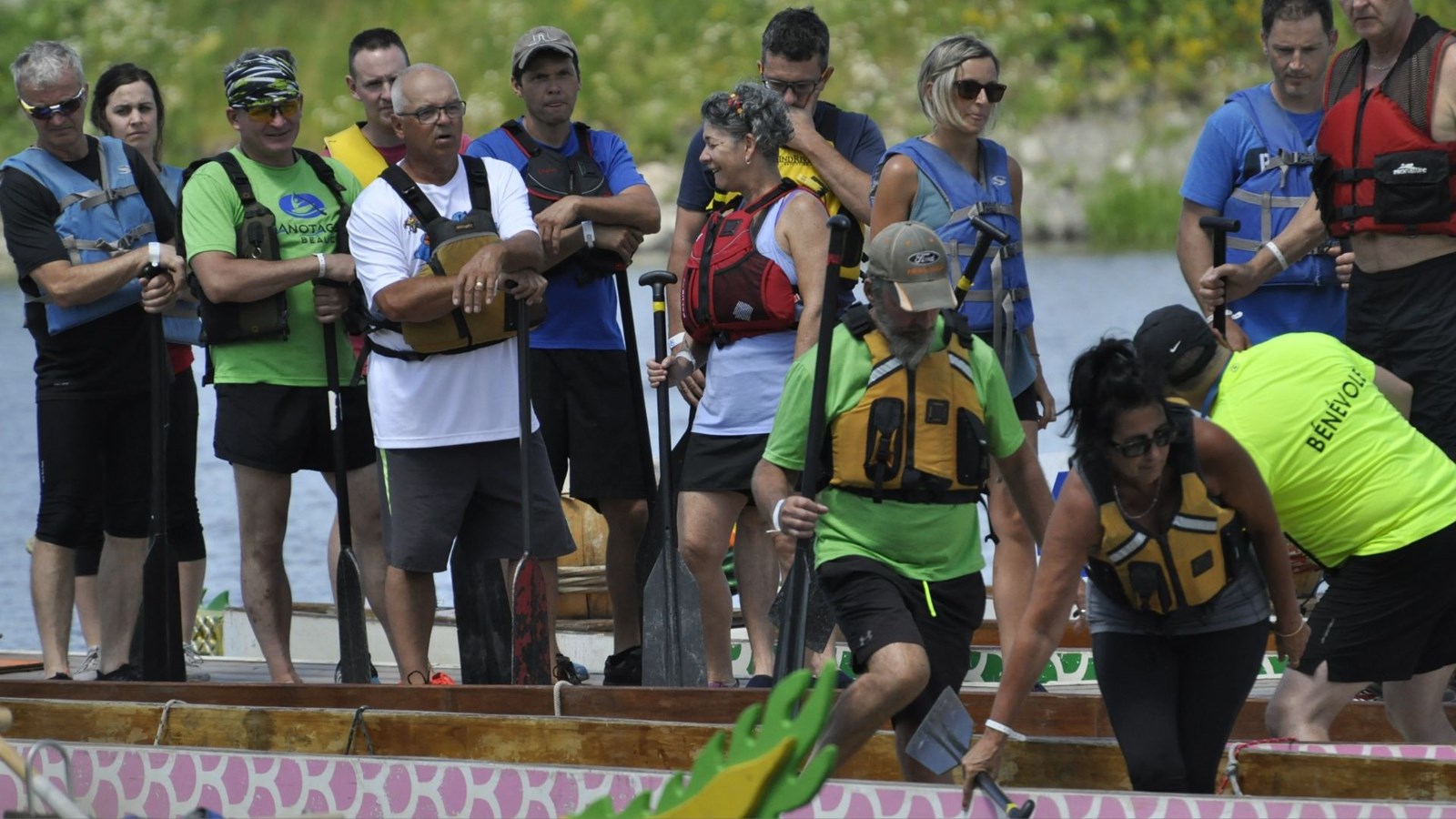 Photos et vidéo de la 10e édition de la course de bateaux-dragons